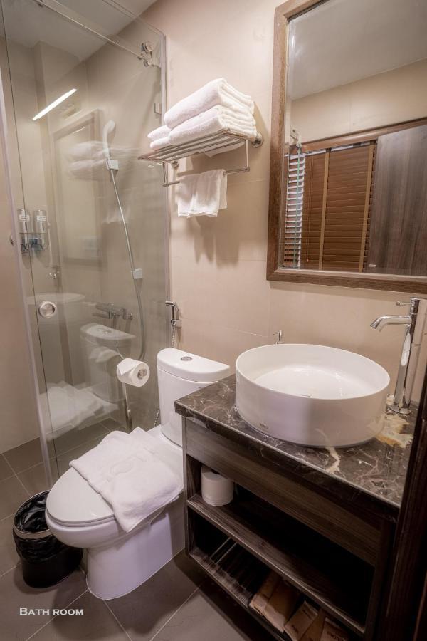 3T Hotel 41 Nguyen Thai Hoc- By Bay Luxury ハノイ市 エクステリア 写真