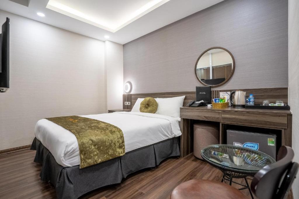 3T Hotel 41 Nguyen Thai Hoc- By Bay Luxury ハノイ市 エクステリア 写真