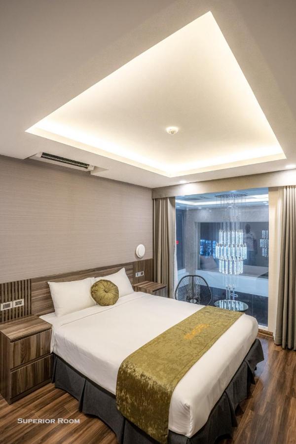 3T Hotel 41 Nguyen Thai Hoc- By Bay Luxury ハノイ市 エクステリア 写真